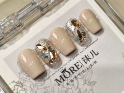 -沫儿·美甲美睫·半永久·皮肤管理