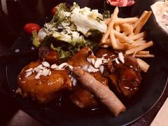 大腿鸡排-魔女厨房(明洞店)