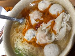 馄饨竹升面-全渔村小海鲜