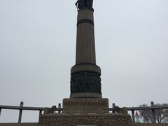 -人民防洪胜利纪念塔