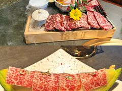 -铭牛烧肉·和牛海鲜自助(高新月牙湖店)