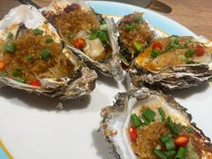 -街角等你.大连海鲜烧烤.经典铁板海鲜串(西安路店)