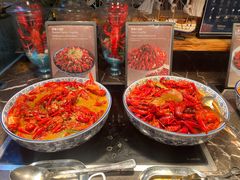 -广州万富希尔顿酒店·感趣自助餐厅·金秋蟹宴生蚝海鲜刺身