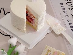 -山与蓝·轻糖鲜果蛋糕(勒泰店)