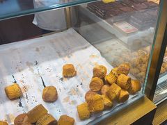 -五味酥·现烤国民糕点集合店(甘井子万达广场店)