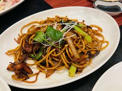 亚洲风味炒面配鸡肉-WOLFGANG PUCK KITCHEN & BAR(迪士尼小镇店)