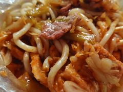 酱香牛肉炒米粉-辣风芹酱香米粉(新疆炒米粉软件园店)