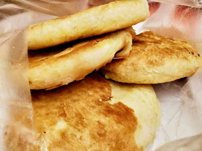 绿都鹤乡烧饼-"出差绥化.早餐是必须吃的.原来吃早餐去联.