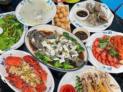 -小海豚•老字号海鲜餐厅(天涯店)