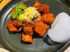 -荟廷·晶萃(陆家嘴尚悦湾店)