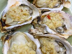 炭烧蒜蓉生蚝-贞姨美食·老字号海鲜大排档
