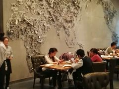 -汽车博物馆主题餐厅