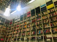 -钟书阁(松江泰晤士小镇店)