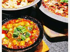 -万重锦·人文川菜馆(骡马市店)