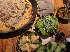 -壹兆圆重庆火锅手工炒底料(长白格林玫瑰湾店)