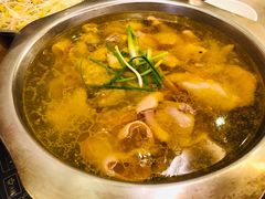 鱿鱼炖鸡火锅-王记贵阳第一家鱿鱼炖土鸡(东新分店)