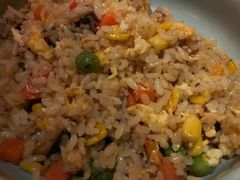 馒鱼炒饭-喜洲吧·江畔老船厂·庭院餐厅(喜临院店)