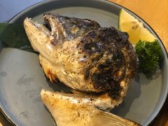 盐烤三文鱼头-沼津港渔市(宏伊国际广场店)