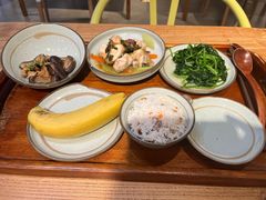 -山食间·中式营养轻餐(保利时光里店)