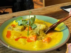 泰式黄咖喱牛腩饭-TamTam