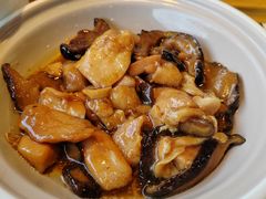 香菇滑鸡饭-72街红烧排骨饭(海珠丽影广场店)