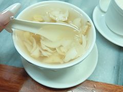 莲子百合糖水-沙湾姜撞奶甜品店(昌岗中路店)