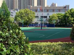 -上海市工商外国语学校