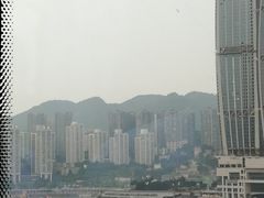 -红土地(地铁站)