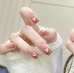 -甲·铺轻奢美甲美睫