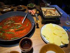 -贵厨酸汤牛肉(花果园国际中心店)