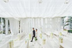 -巴黎婚纱摄影工作室