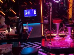 -温莎KTV(珠江路店)