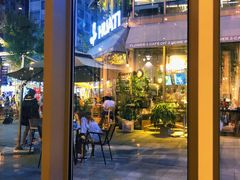 -红樱桃·欢乐餐厅(太原里店)