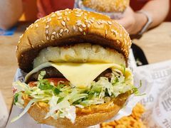 -The Habit Burger Grill 哈比特汉堡(复兴soho店)