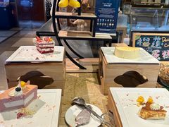 -大中华希尔顿酒店-念自助餐·嗨啤·小龙虾