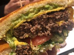 -The Habit Burger Grill 哈比特汉堡(复兴soho店)