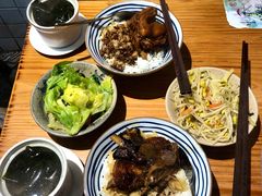 猪脚卤肉饭-红猪卤肉饭(大西洋美食城店)