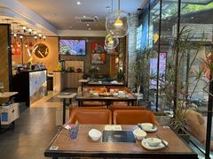 -樾餐厅泰式海鲜火锅(民歌湖店)
