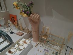 -LADY FAFA(巨鹿路陕西南路路口店)