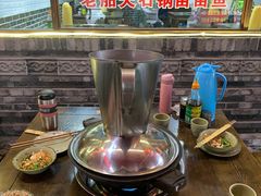 黄菜油锅底-老船夫石锅苗苗鱼·老字号(三道堰总店)