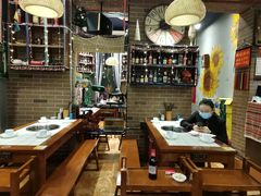 -强盅盅重庆市井火锅店(中央大街店)