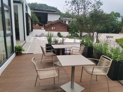 -叁山与肆客服号民宿(龙泉阳光城百工堰公园店)