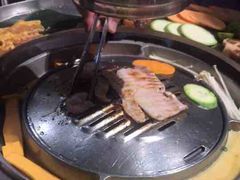 -哈哈碳都·牛肋条无限自助烤肉(台江万达店)