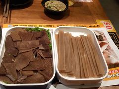 -牛小嫩串串火锅(老国贸总店)