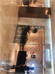 -罗亚帝造型·烫发染发