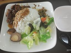 香辣红烧肉饭-田老师红烧肉(通州果园物美档口店)