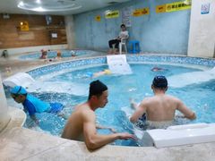 -菲鱼体育恒温游泳馆(中海名城店)
