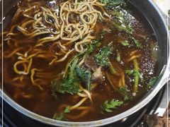-亿诣蝎府炸酱面羊蝎子火锅(酷车小镇店)