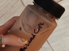-Be Lived Cafe比例咖啡(摩天轮店)