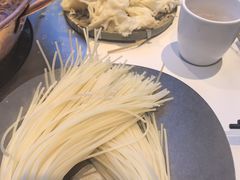 -牛阿姐云南火锅&过桥米线(文艺路店)